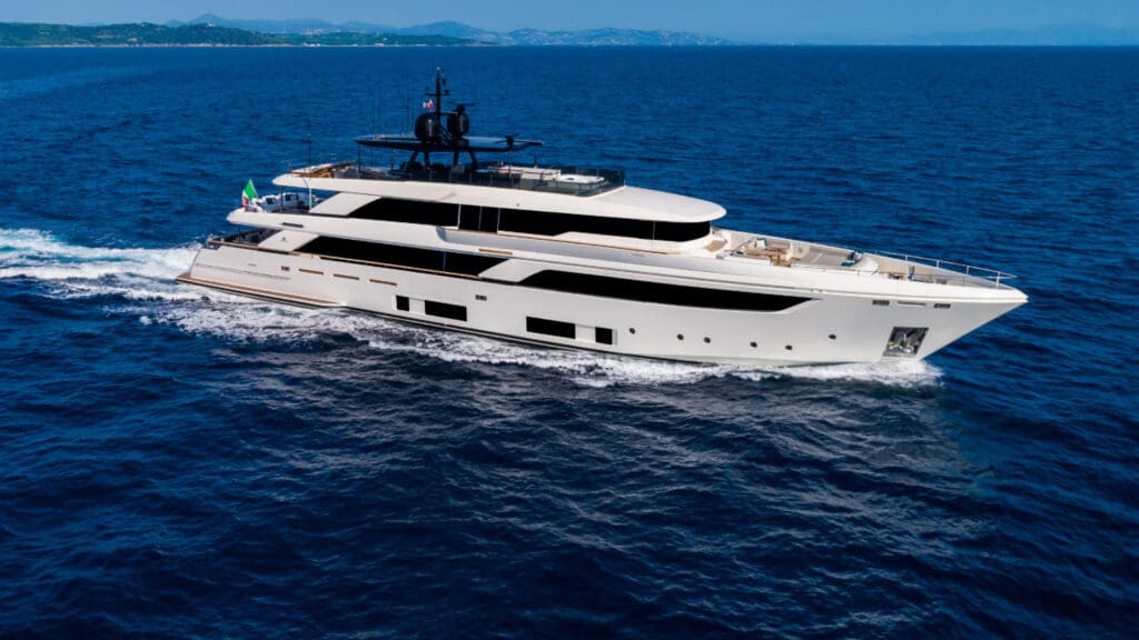 custom line yachts navetta line